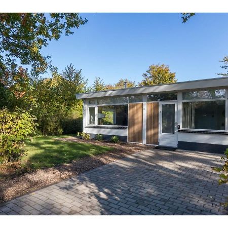 Beautiful Holiday Home With Sauna In A Quiet Wooded Area In Oostkapelle Εξωτερικό φωτογραφία