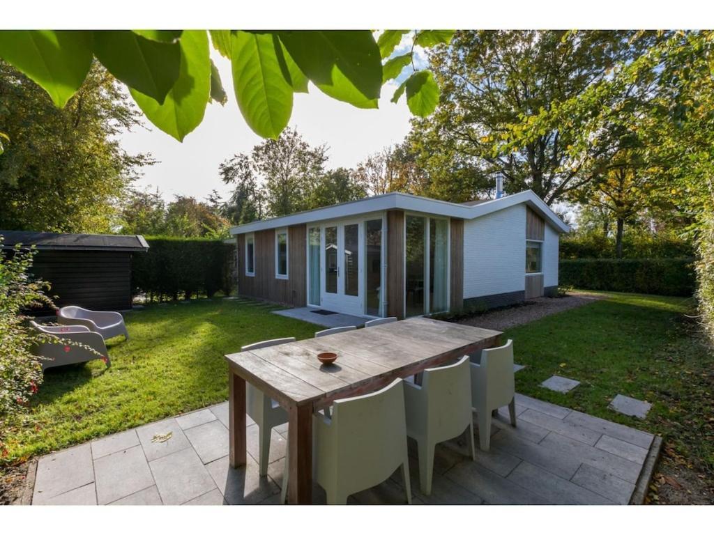 Beautiful Holiday Home With Sauna In A Quiet Wooded Area In Oostkapelle Εξωτερικό φωτογραφία